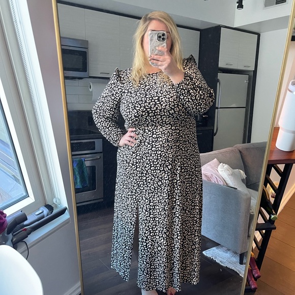 ELOQUII Boat Neck Maxi Dress with Ruffle Shoulder - Picture 1 of 6